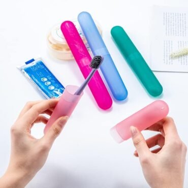 Toothbrush Travel Container – Pack of 4 (Multicolor)