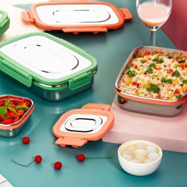 Steel Lunch Box with Clip Lock – Leak-Proof Design