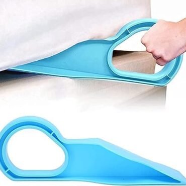 Plastic Mattress Lifter Tool – Easy Bedsheet Tucker